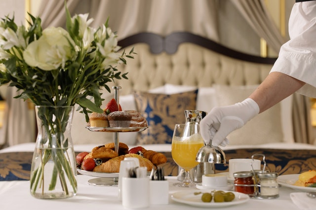 room dining